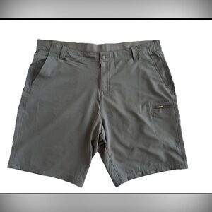 men's zeroxposur Gray Moisture Wicking Shorts Size 40 (0663)